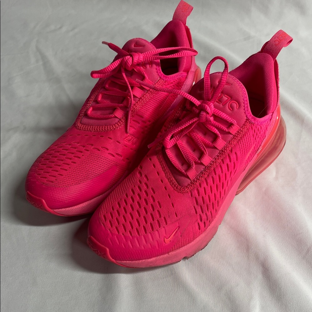 Nike Women's Hot Pink Air Max 270 Sneakers